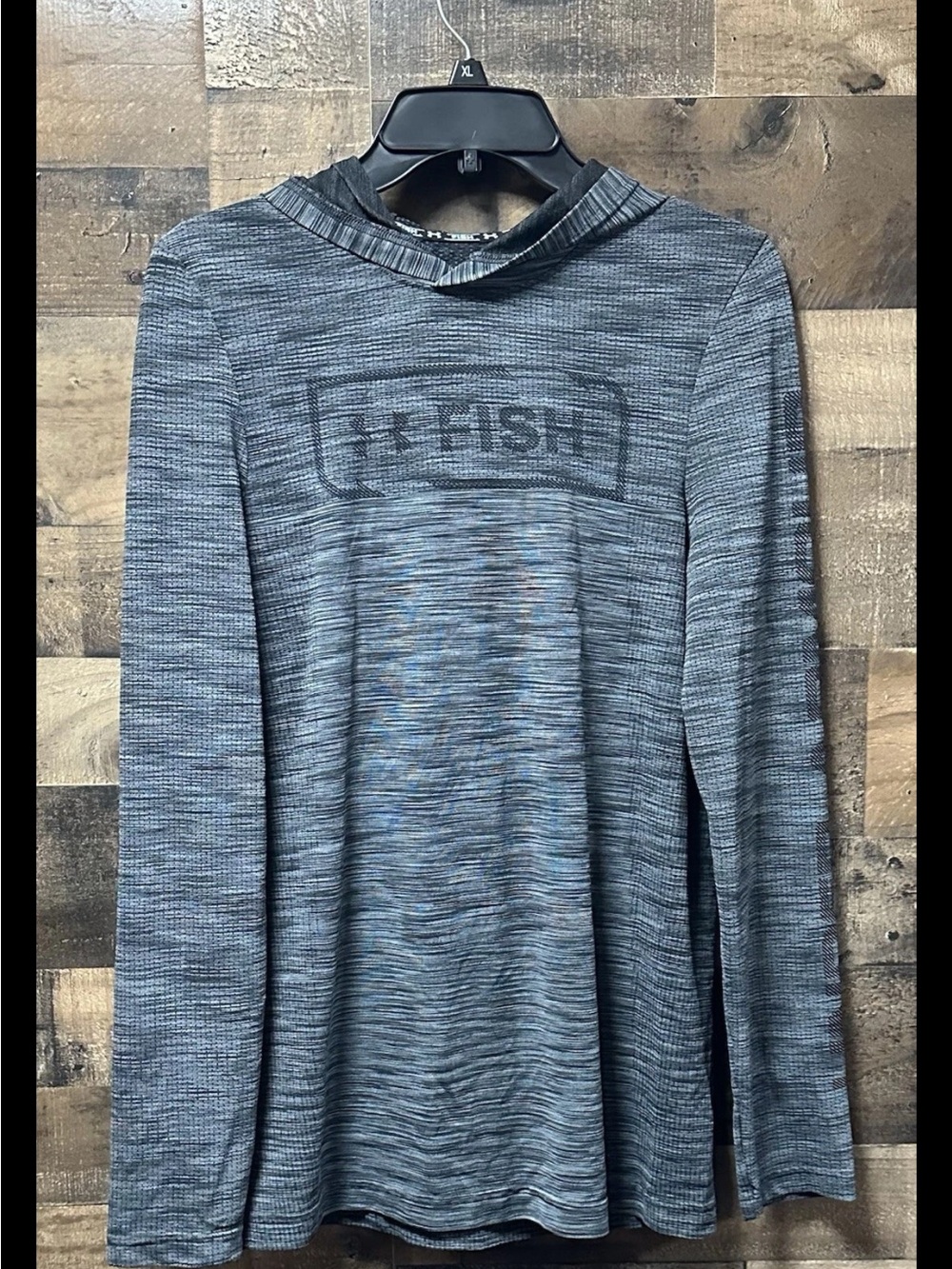 Under Armour Men’s Black/Gray Fish Hooded Long sleeve Heatgear PulloverSize S